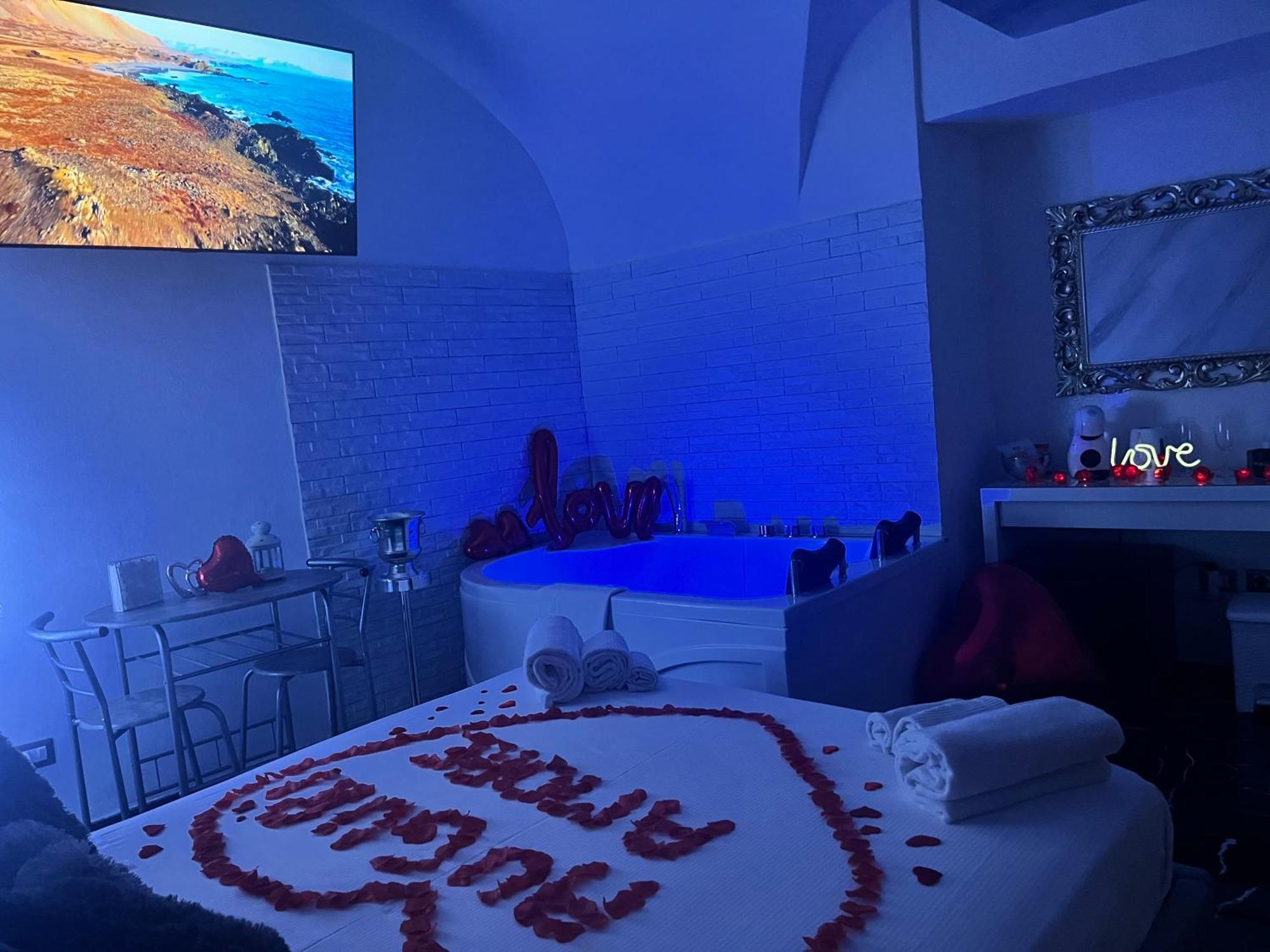 Suite Vico Li Cuti Catania Exterior photo